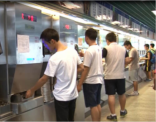 伊立浦自動打飯機(jī) 食堂設(shè)備自動化的先行者
