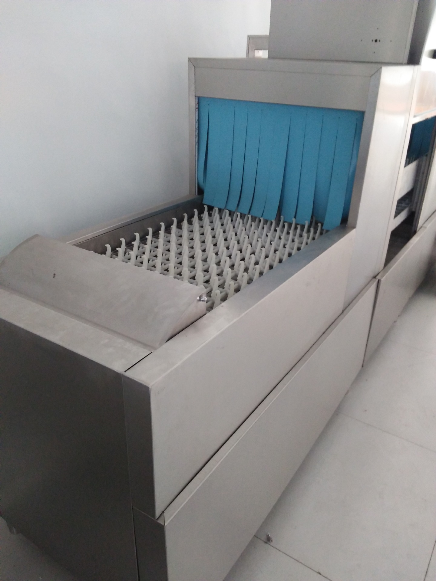 供應(yīng)，長龍式洗碗碟機(jī)商用洗碗機(jī)學(xué)校洗碗機(jī)大型洗碗機(jī)洗碗機(jī)廠家