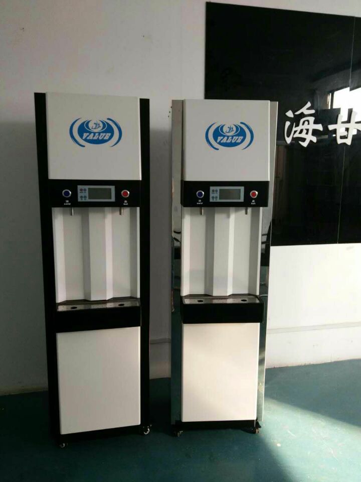商用凈水器設(shè)備，加熱一體商務(wù)純水機 400純水機 可加液晶電視