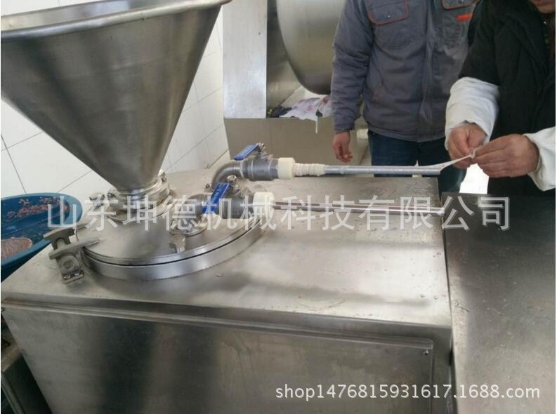 閩南香腸灌腸機(jī) 廣味香腸灌腸機(jī) 坤德直銷 商用大型灌腸機(jī) 可定制