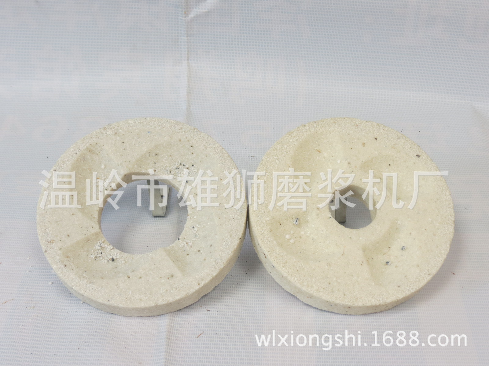 粉碎磨粉機(jī)磨漿機(jī) 電動(dòng)石磨 商用豆?jié){機(jī) 磨米漿 磨粉磨漿干濕兩用