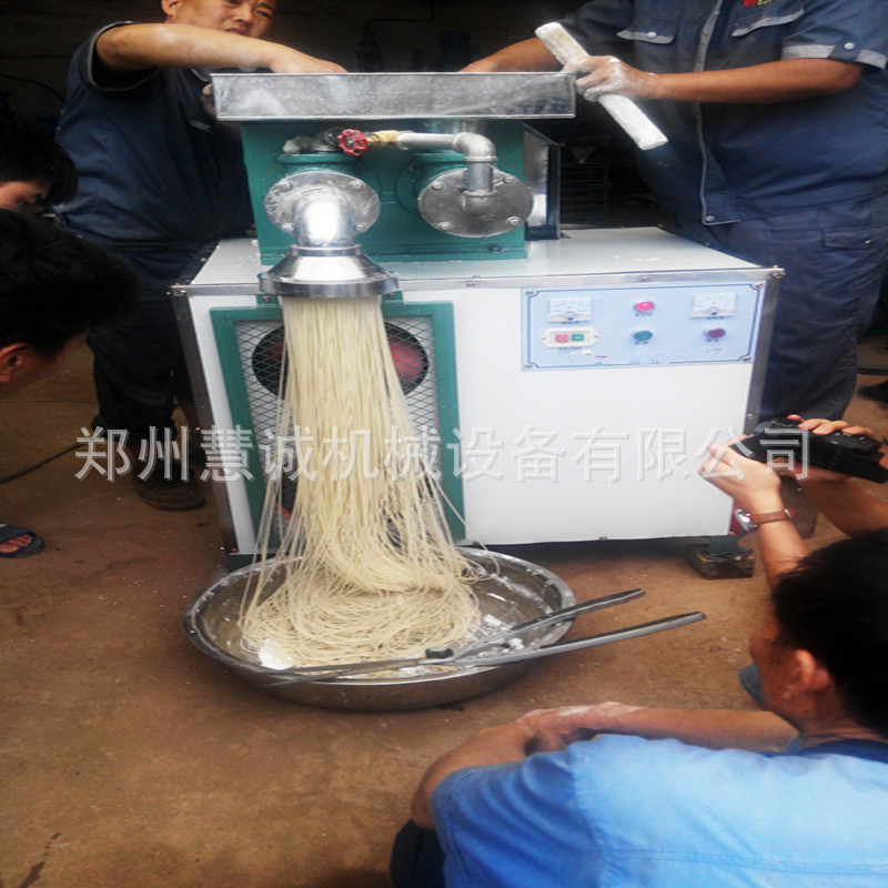 熱銷(xiāo)大型仿手工玉米面條機(jī) 多功能自熟米線機(jī) 商用自熟米粉機(jī)