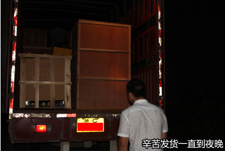 廠家商用850雙層烤禽烤鴨爐自動旋轉(zhuǎn)燃?xì)夤咎績捎每倦u鴨機器