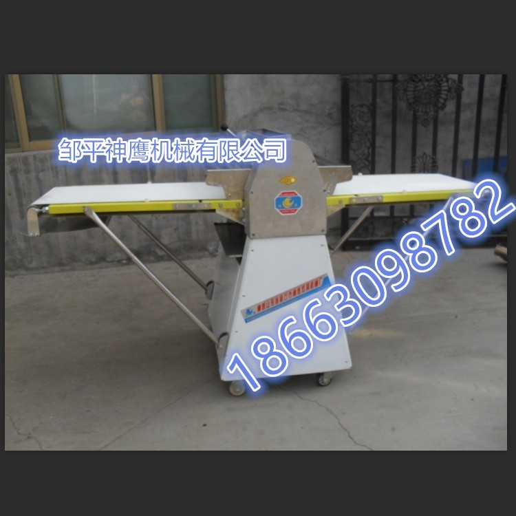 商用桌上型起酥機(jī) 臺(tái)式開(kāi)酥機(jī) 壓面酥皮機(jī) 400丹麥機(jī)BC400