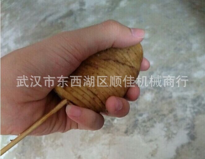 商用龍卷風(fēng)土豆機油炸鍋 手動土豆塔機半自動螺旋旋風(fēng)薯塔機