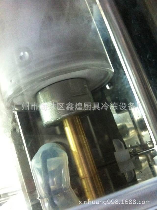 韓國牛奶雪花機(jī)廠家多功能100KG全自動(dòng)雪花制冰機(jī)價(jià)格商用奶冰機(jī)