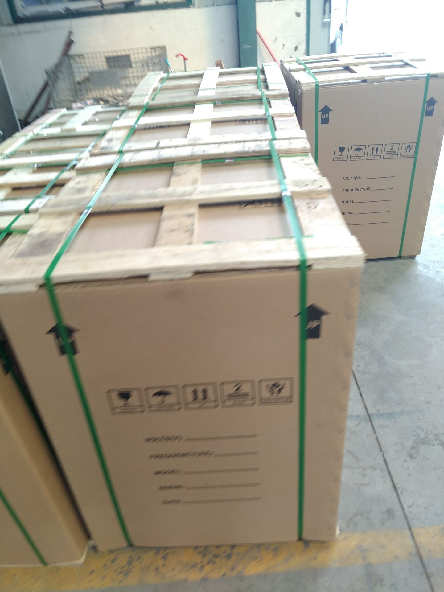 商用的小型制冰機 餐飲店 奶茶店制冰機 日產(chǎn)25kg 工廠直銷