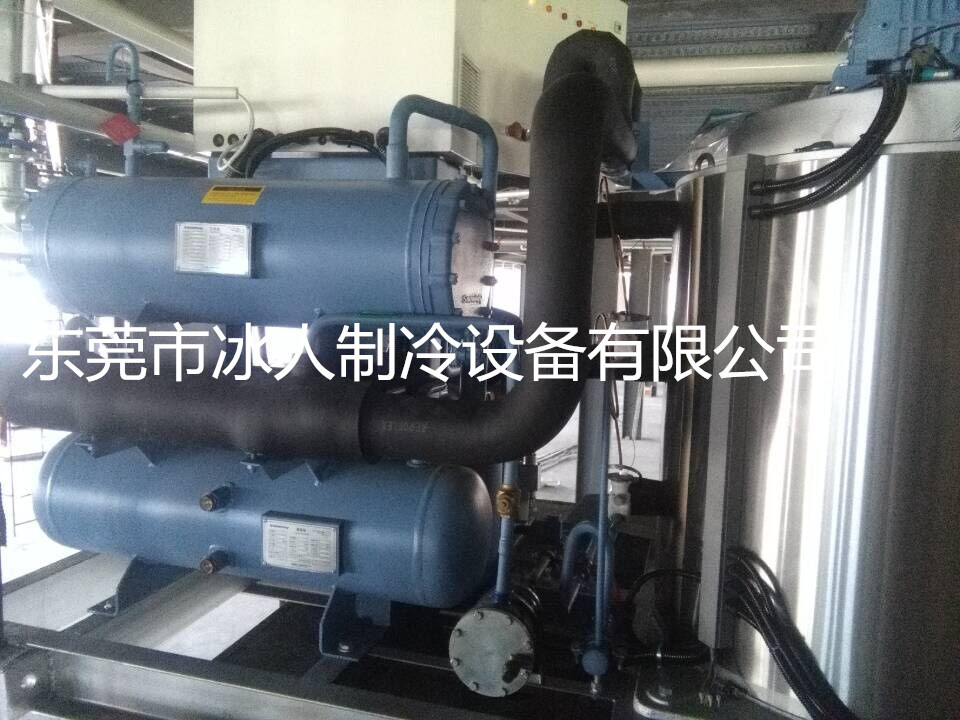 鹽水塊冰機(jī)生產(chǎn)廠家 大型冰塊機(jī)冰磚機(jī) 商用全自動工業(yè)制冰冰柱機(jī)