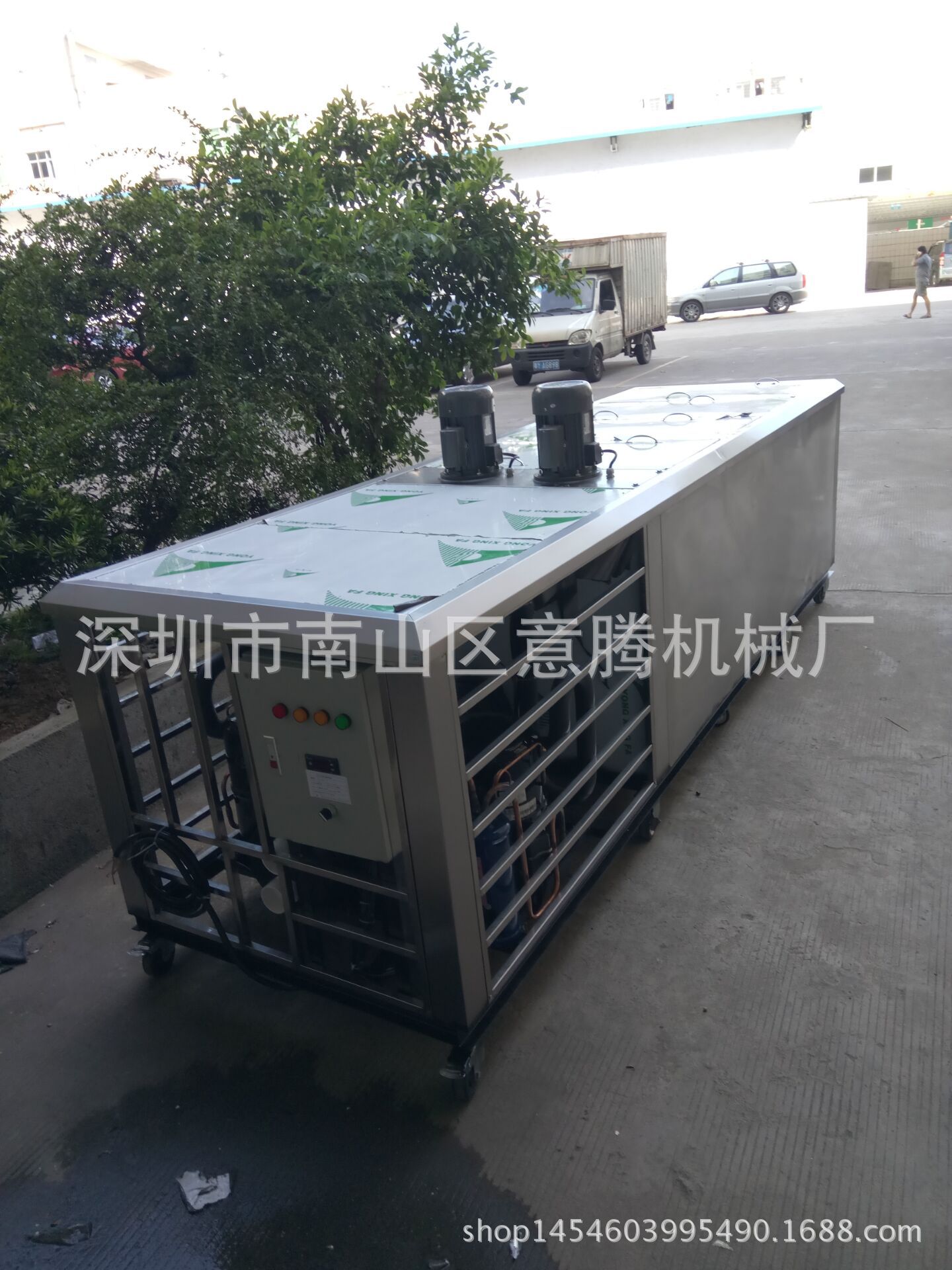 大型商用冰磚機(jī) 方塊制冰機(jī)廠家直銷(xiāo) 質(zhì)量包裝量大從優(yōu)冰條機(jī)