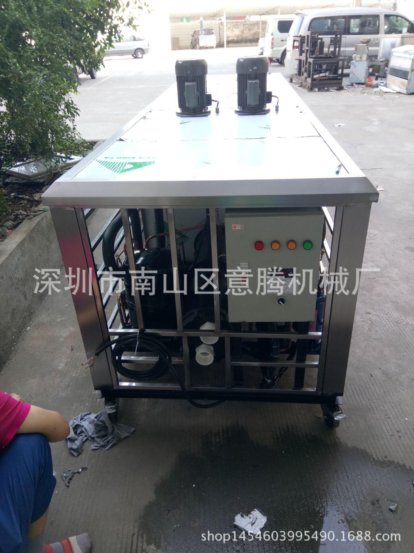 大型商用冰磚機(jī) 方塊制冰機(jī)廠家直銷(xiāo) 質(zhì)量包裝量大從優(yōu)冰條機(jī)