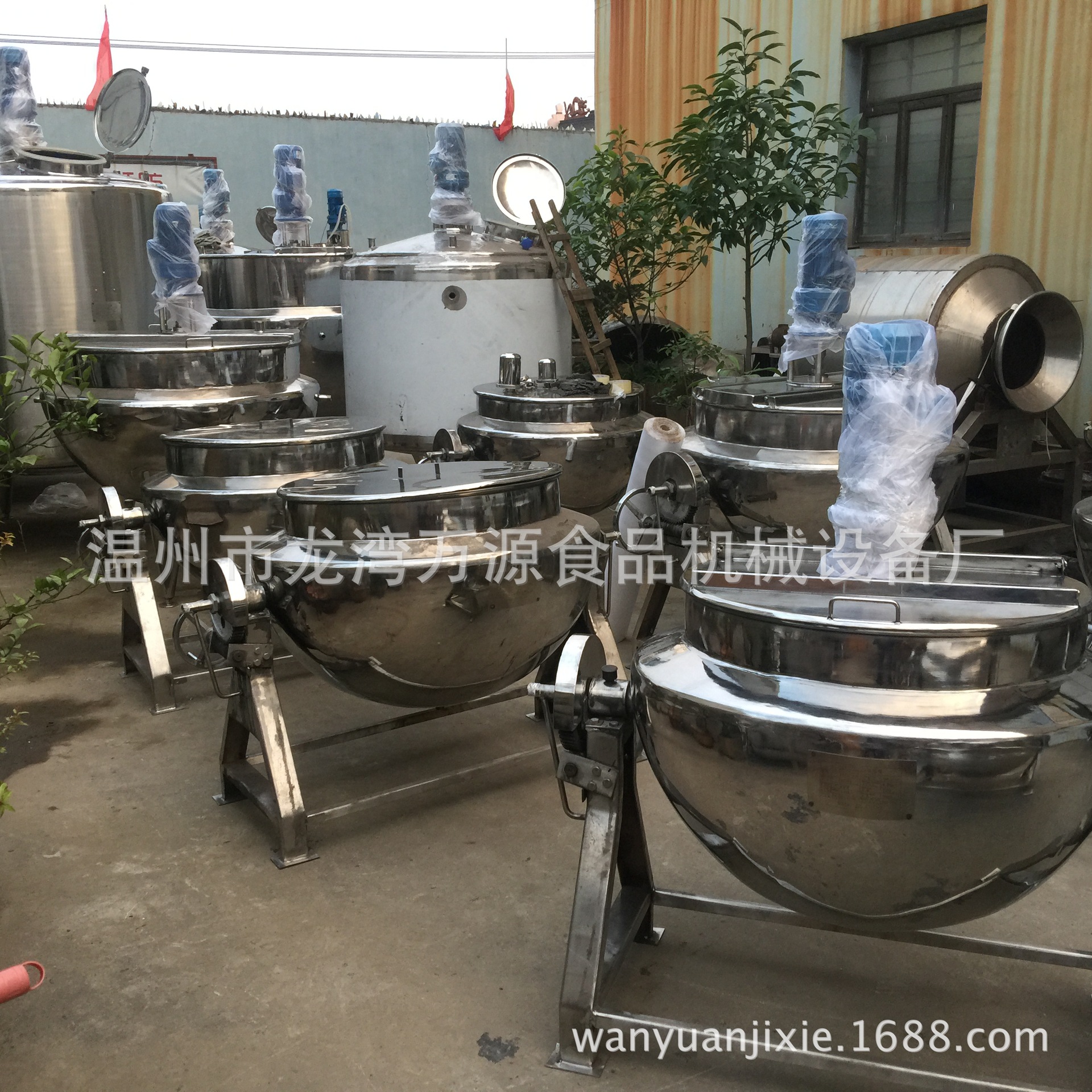 蒸汽立式夾層鍋(誠信溫州) 不銹鋼夾層鍋 炊事設(shè)備 質(zhì)量可靠