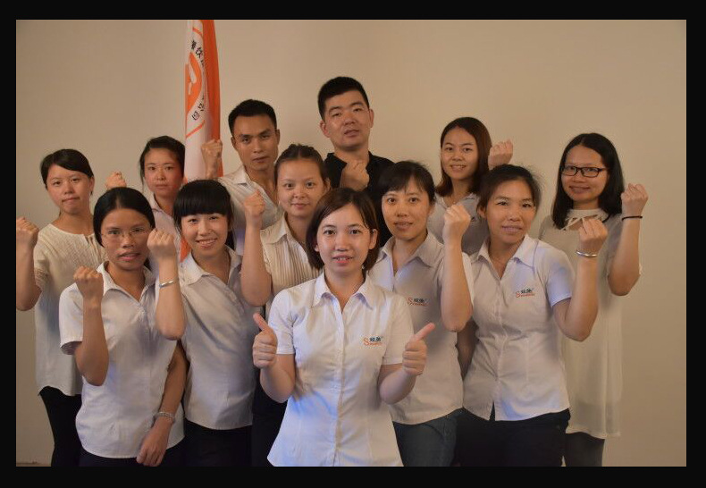 廠(chǎng)家供應(yīng)雙馳不銹鋼商用無(wú)煙燒烤爐液化氣煤氣可流動(dòng)烤面筋肉串