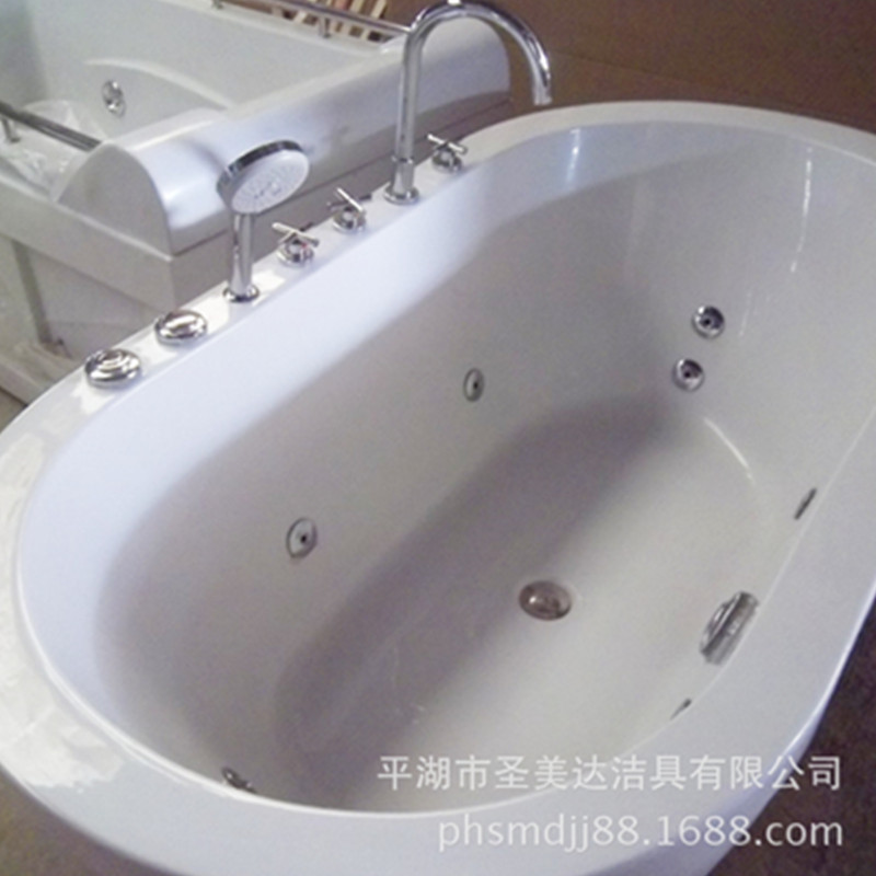 廠家直銷批發(fā)價亞克力按摩沖浪浴缸獨(dú)立式內(nèi)嵌式浴盆酒店工程浴缸