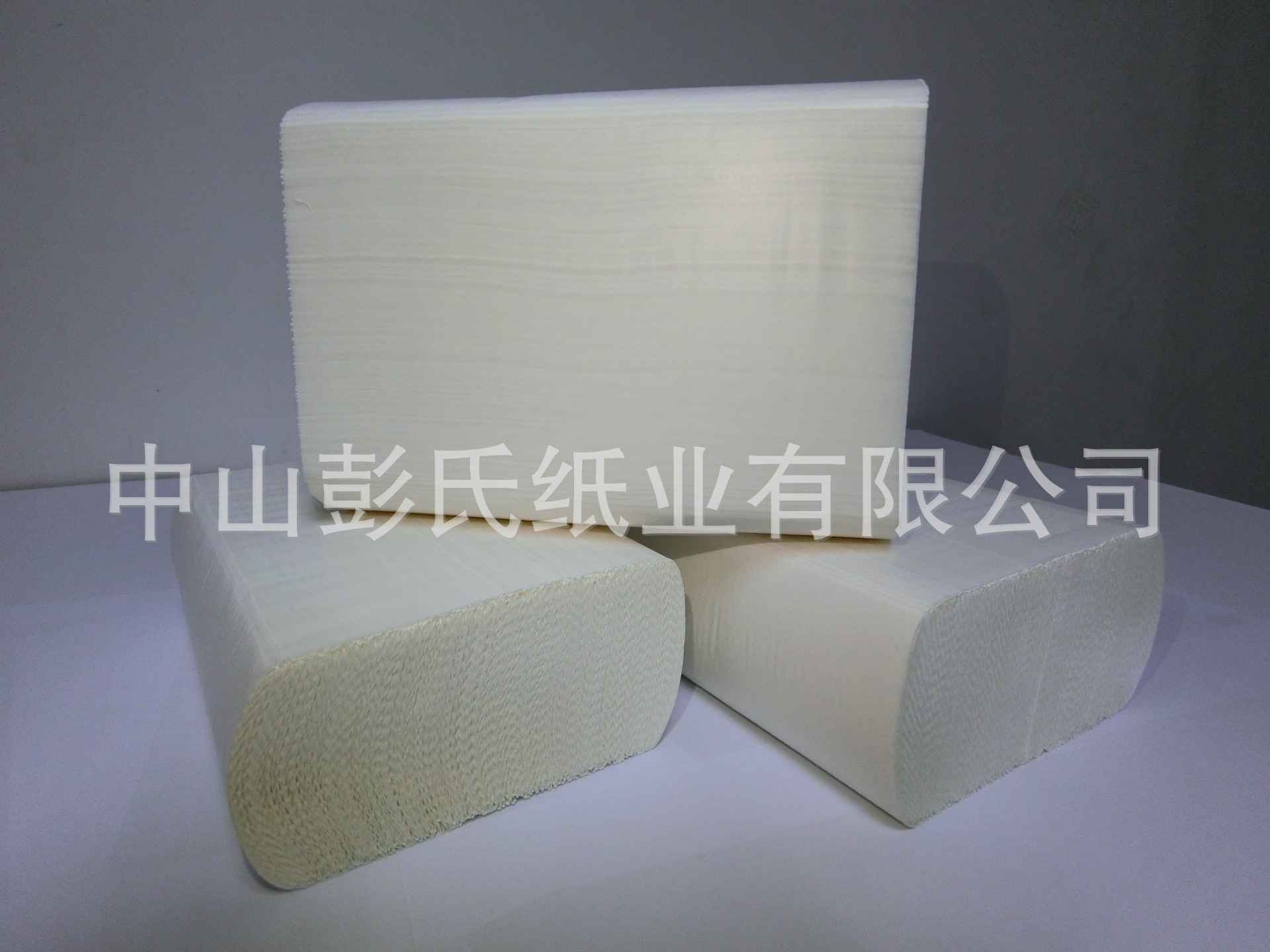 廚房用紙廠家直銷 現(xiàn)貨三折酒店衛(wèi)生間擦手紙180抽 可OEM代 加工