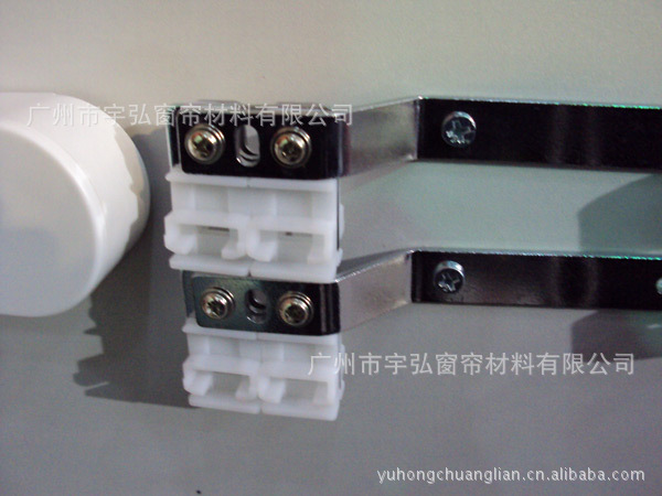 廠家直銷定制臥室智能電動(dòng)窗簾防紫外線 酒店客房靜音電動(dòng)開合簾
