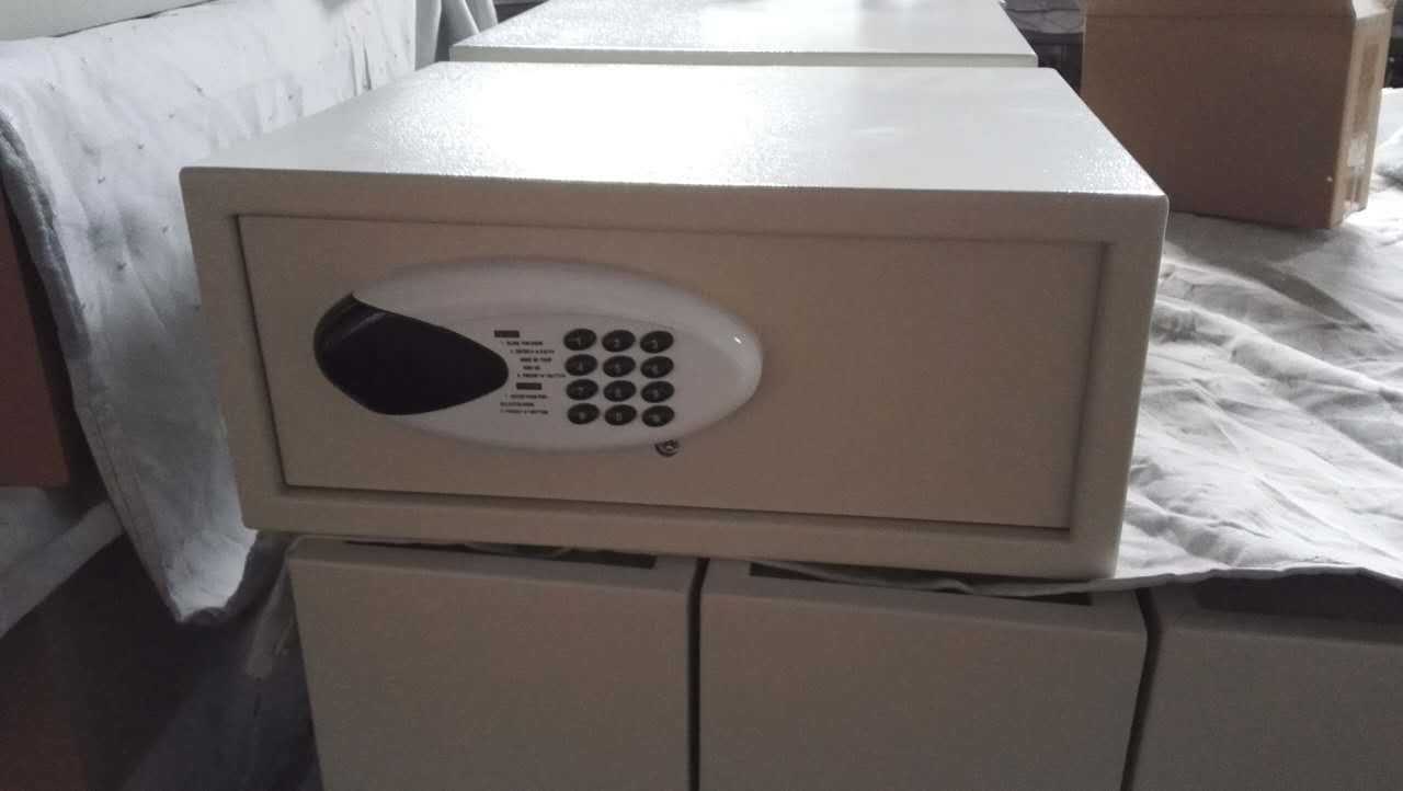 酒店保險臬 學(xué)生保險箱 電子密碼4320EHA自動機構(gòu)保管箱 保險箱
