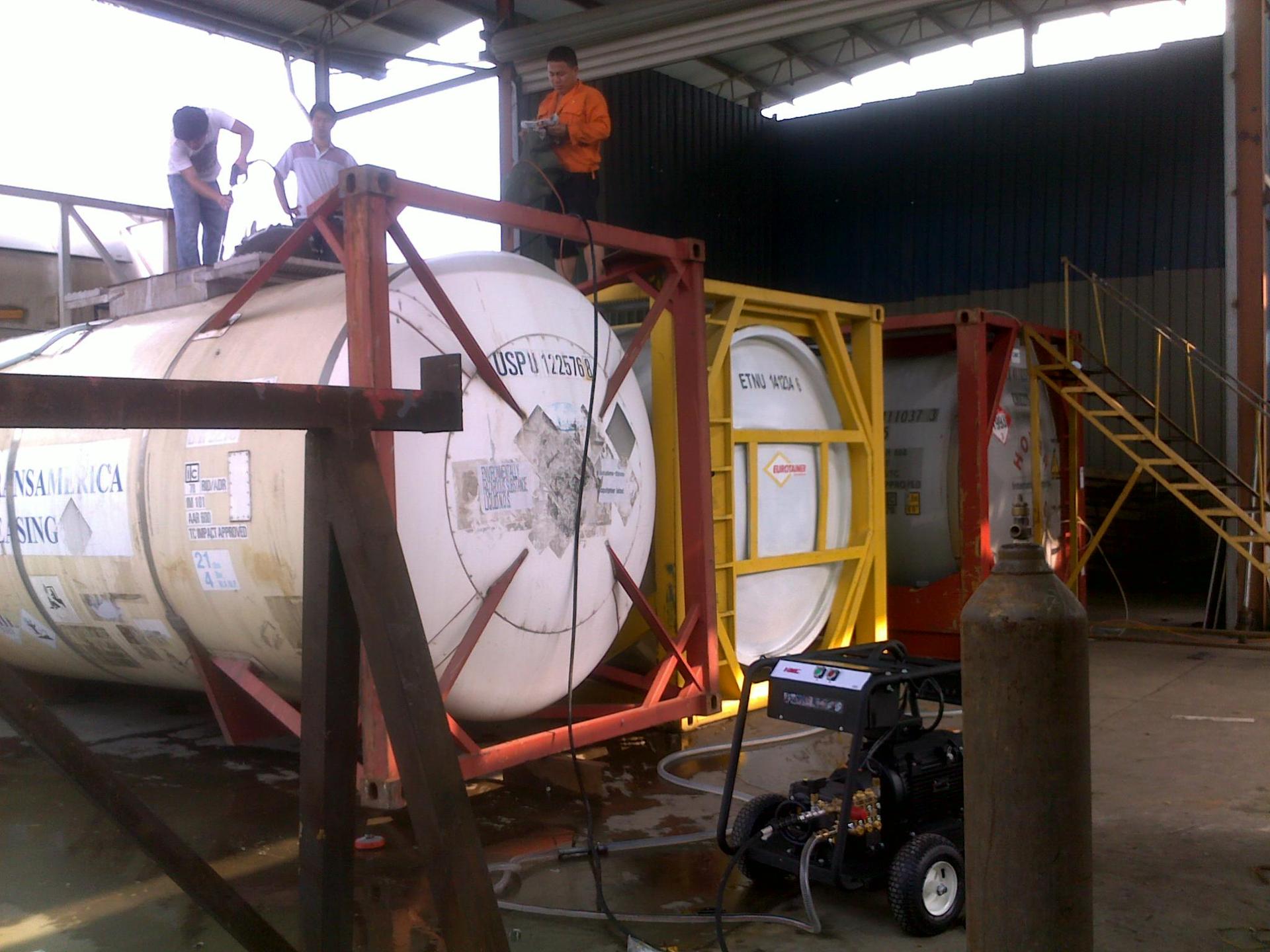 冷凝器清洗機(jī),冷凝器疏通機(jī),冷水超高壓清洗機(jī),350公斤清洗機(jī)