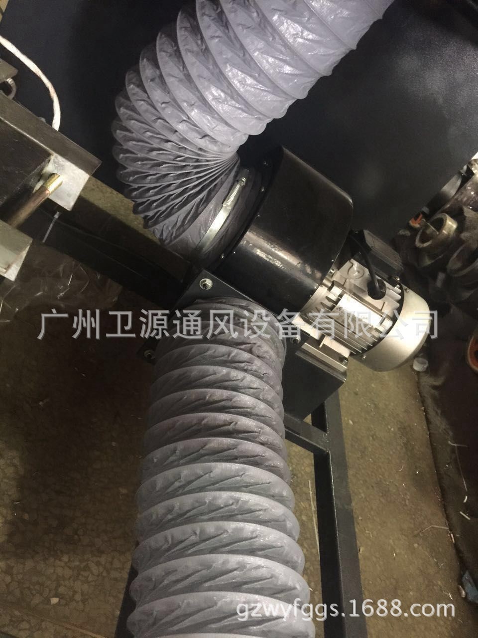 WY-13-1風(fēng)管安裝圖片2