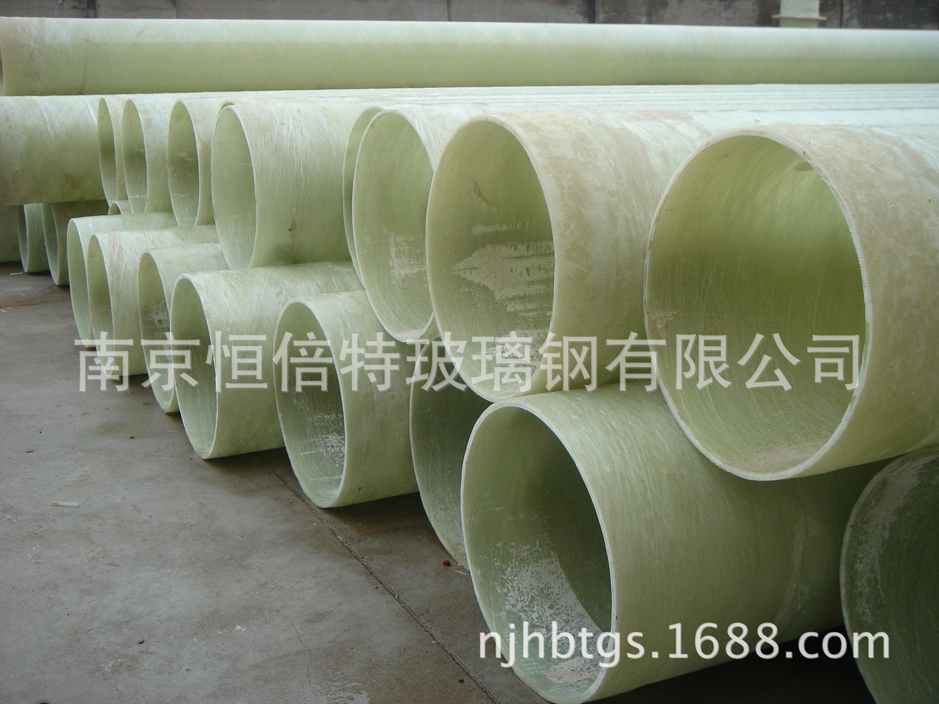 DN700玻璃鋼通風(fēng)管道，污水管道，電纜管道，化工廢水廢氣管道