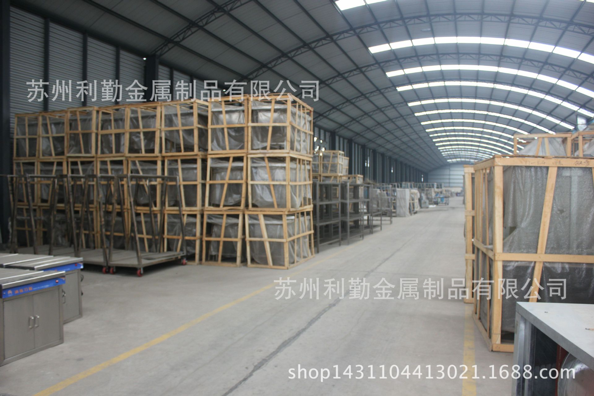 廠家直銷、酒店廚具 酒店飯店工廠公司廚房設(shè)備、燃?xì)怆p頭大鍋灶