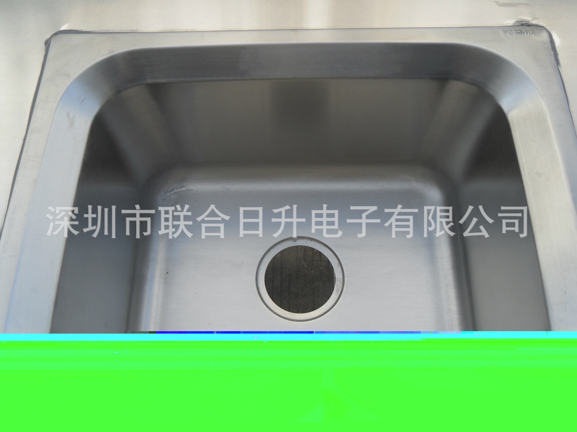 供應(yīng)非標(biāo)定制不銹鋼單星水槽工作臺廚房衛(wèi)生臺操作臺清洗臺洗手池