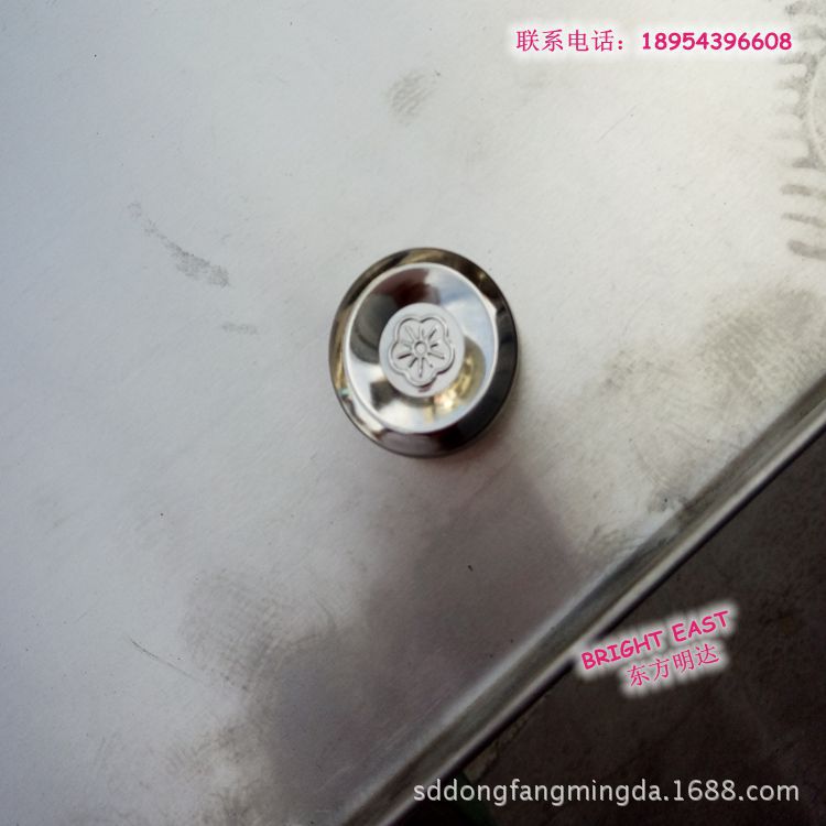 廠家直銷(xiāo)不銹鋼調(diào)料車(chē)酒店廚房調(diào)料車(chē)調(diào)料臺(tái)焊接款組裝款