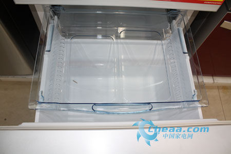 就要與眾不同各具特色的三門(mén)冰箱精選