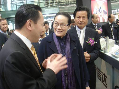 上海市副市長(zhǎng)趙雯女士參觀美爵信達(dá)