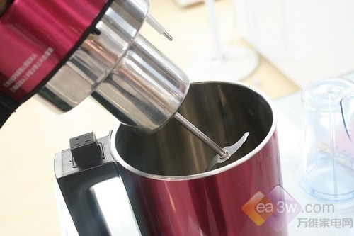 健康飲品自己做！幾款主流豆?jié){機(jī)簡評