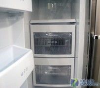 銀色金屬外觀LG對(duì)開門冰箱現(xiàn)16800元