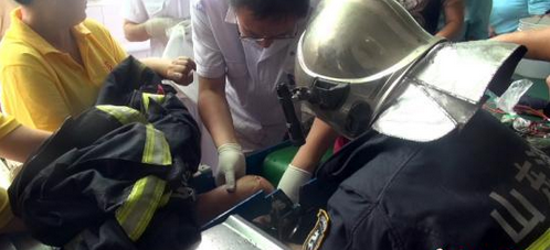 洗碗機(jī)操作安全需注意 煙臺女子手被洗碗機(jī)卡住