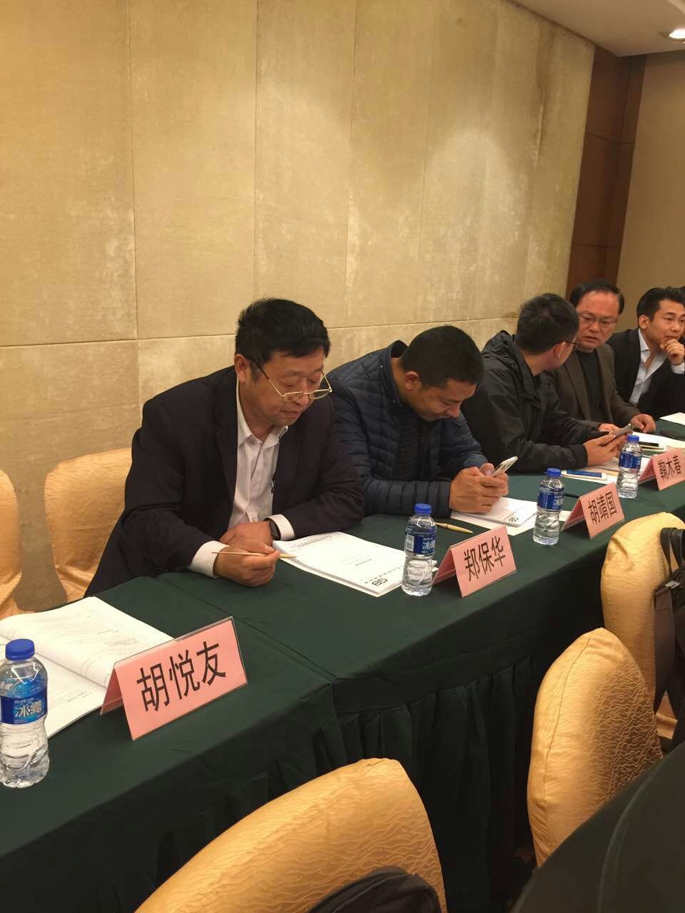 廚聯(lián)科技董事長鄭保華先生參與國家商用廚房燃具標(biāo)準(zhǔn)制定